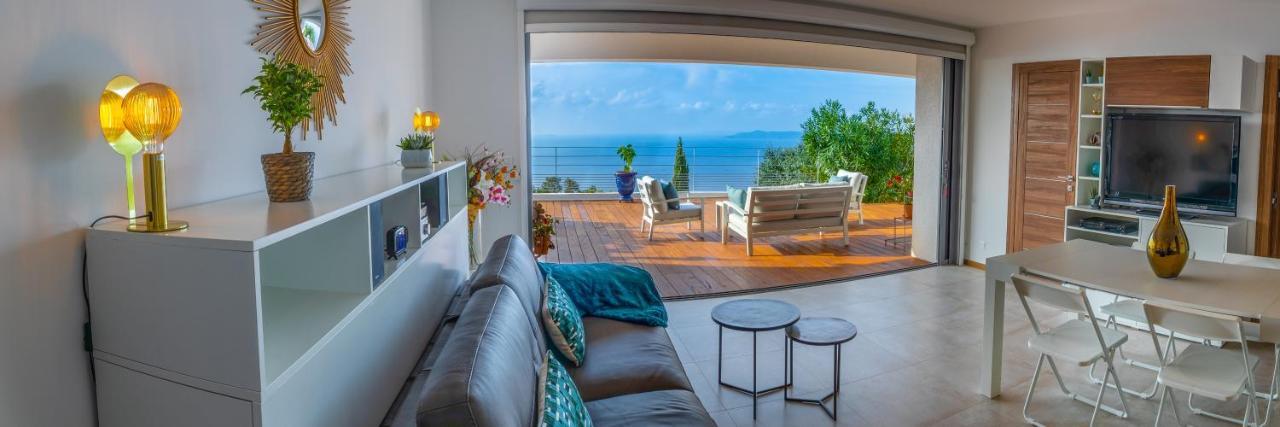 Vistazur Luxueux Appartement Avec Terrasse Et Piscine Le Le Rayol-Canadel-sur-Mer Kültér fotó